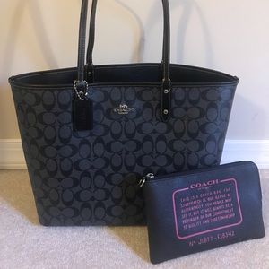 Authentic reversible coach tote!